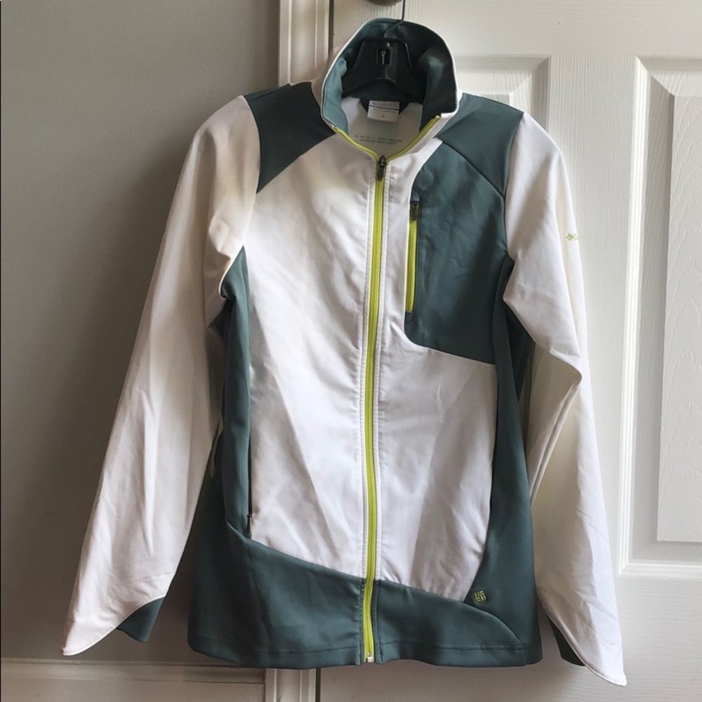 Colombia Omni-shield lightweight jacket